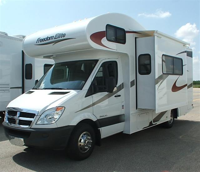 New 2010 Fourwinds Freedom Elite 23S Class C For Sale